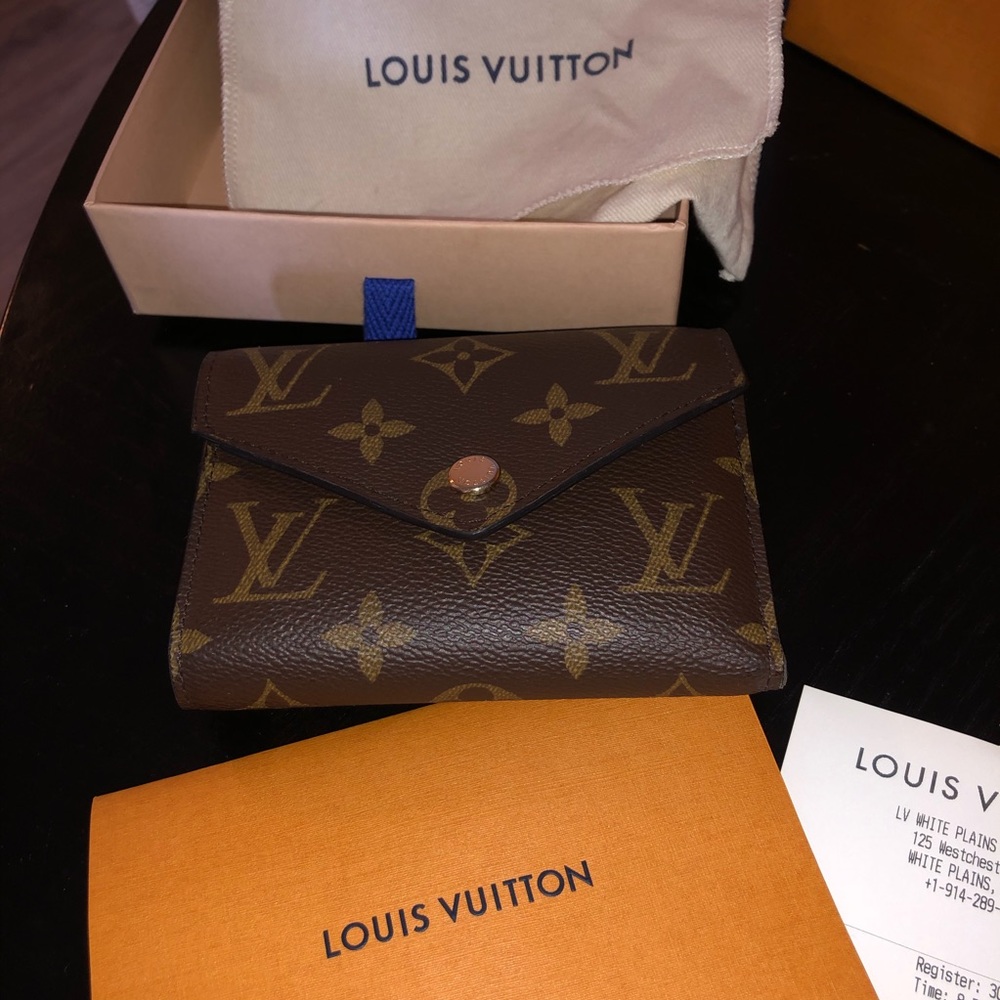 Louis Vuitton Wallet - PF. Victorine MNG ARMAG.